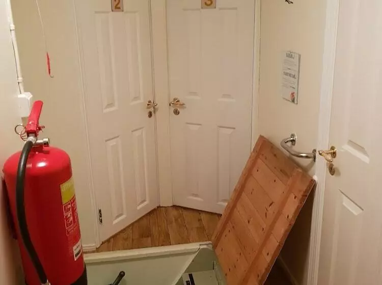 پانسیون Guesthouse Gullsól