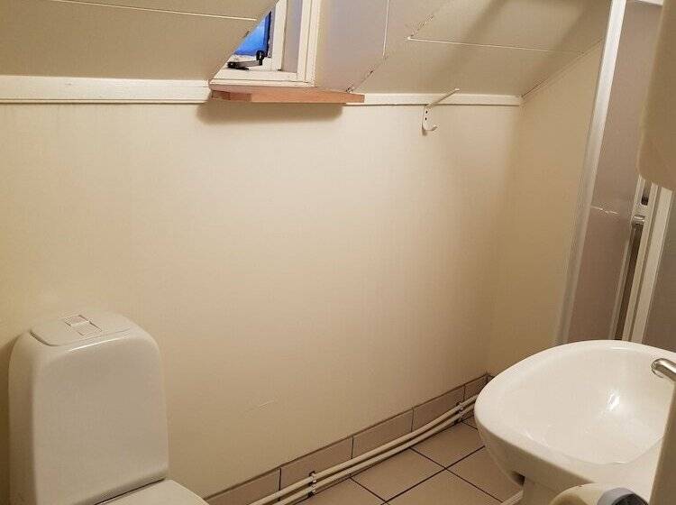 پانسیون Guesthouse Gullsól