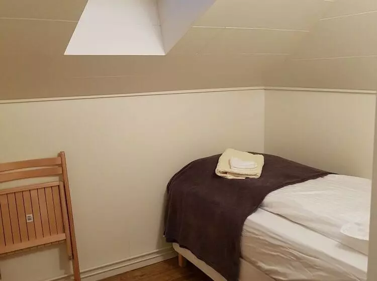 پانسیون Guesthouse Gullsól