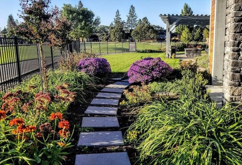 Resort At Eagle Point