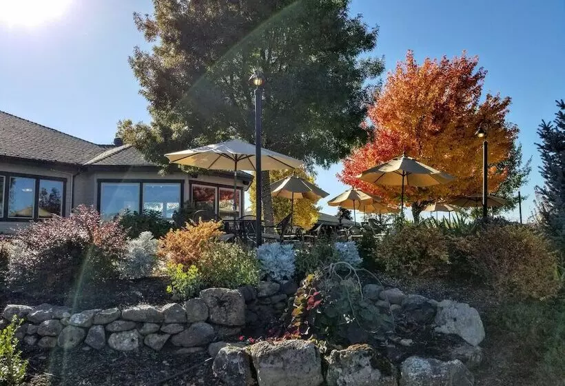 Resort At Eagle Point