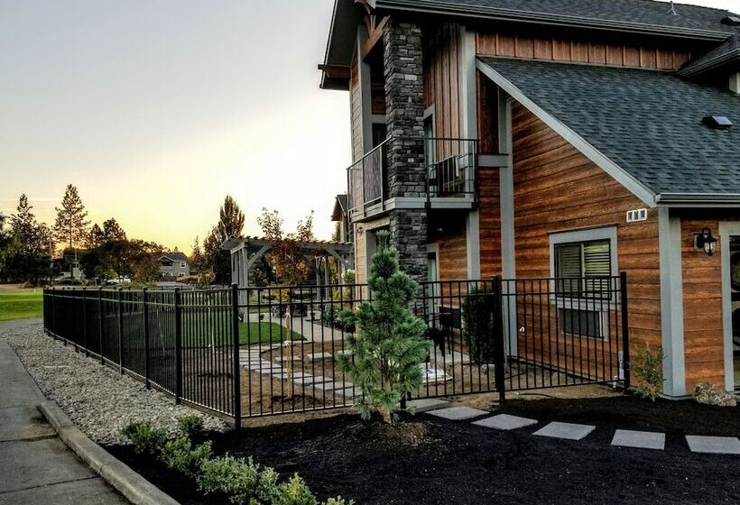 Resort At Eagle Point