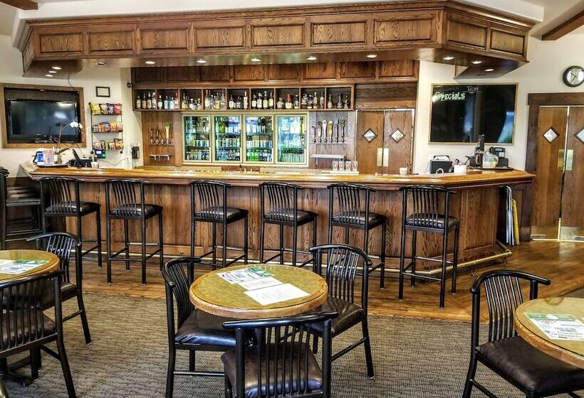 Resort At Eagle Point