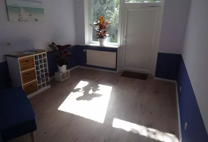 ベッドアンドブレックファースト Dat Lütte Nest