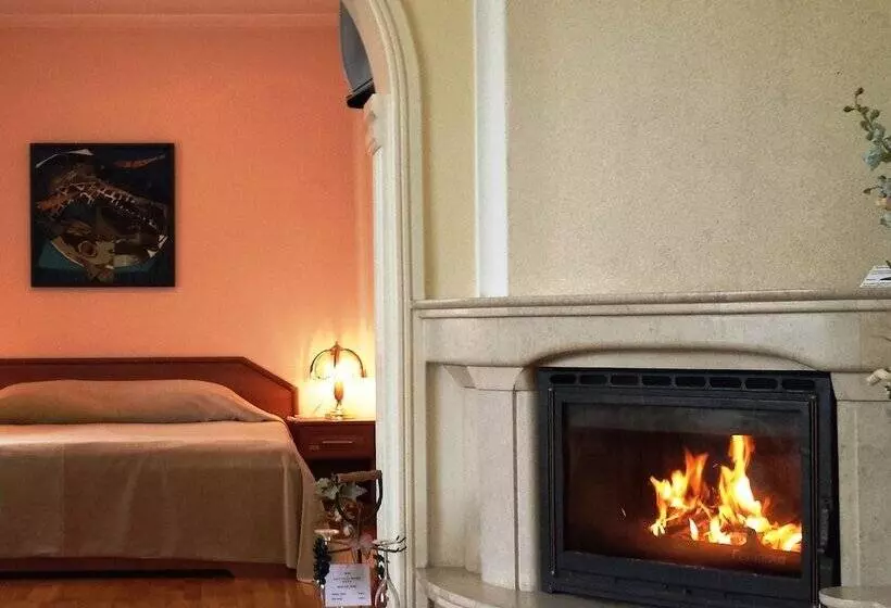 Hotelli National Palace