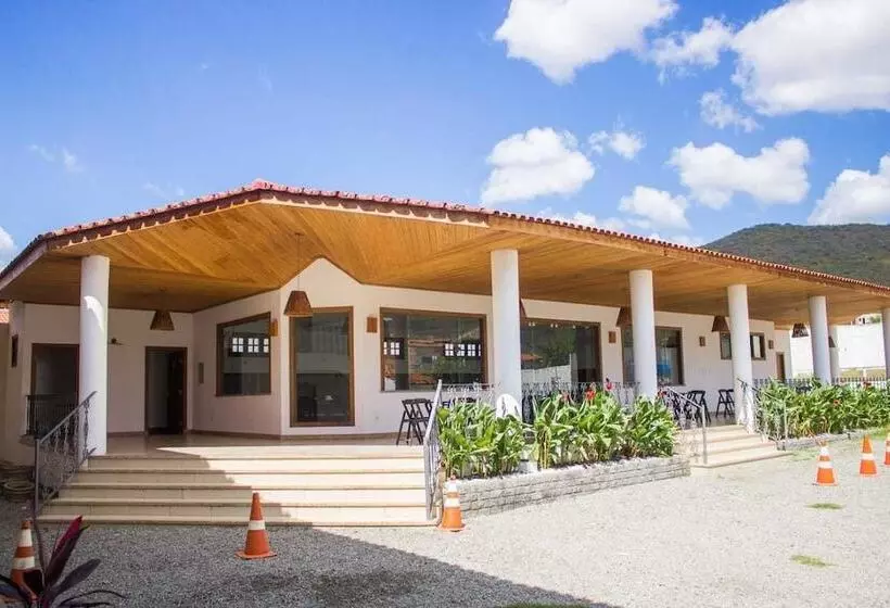 Hotelli Pousada Trevo