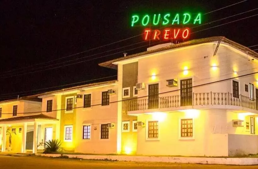 Hotelli Pousada Trevo