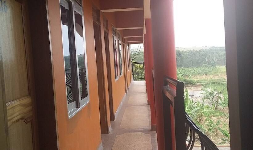 پانسیون Elite Lodge