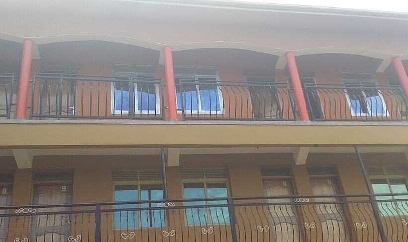 پانسیون Elite Lodge