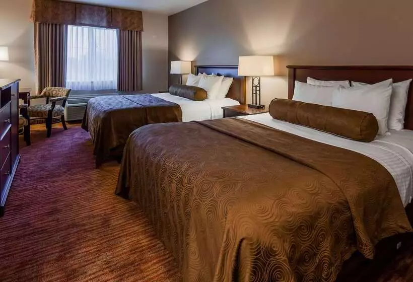 هتل Best Western Plus Concord Inn