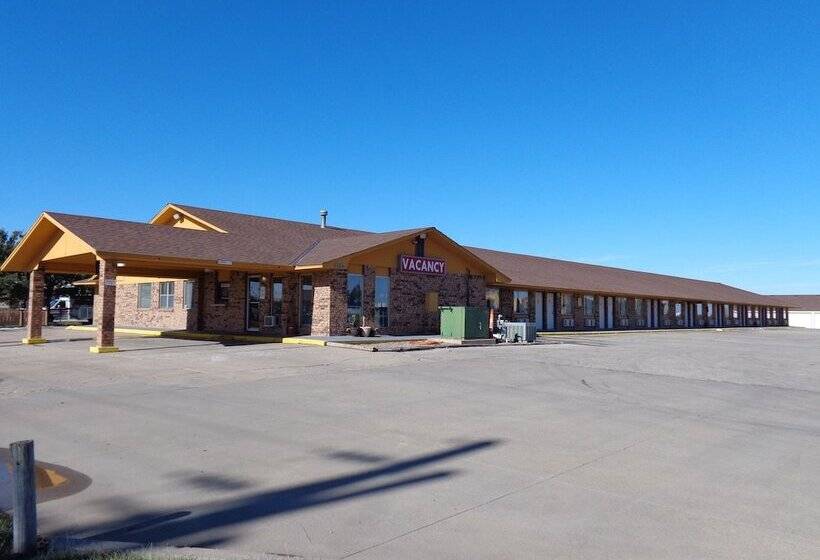 בית מלון כפרי National 9 Inn