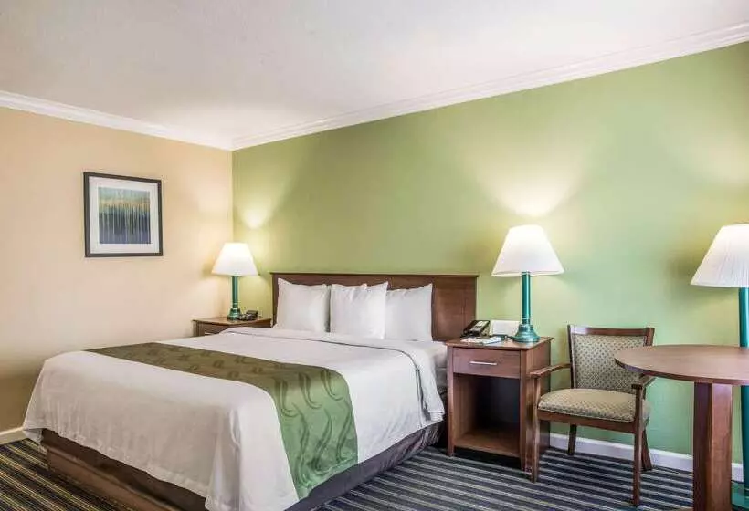 فندق Quality Inn Santa Barbara