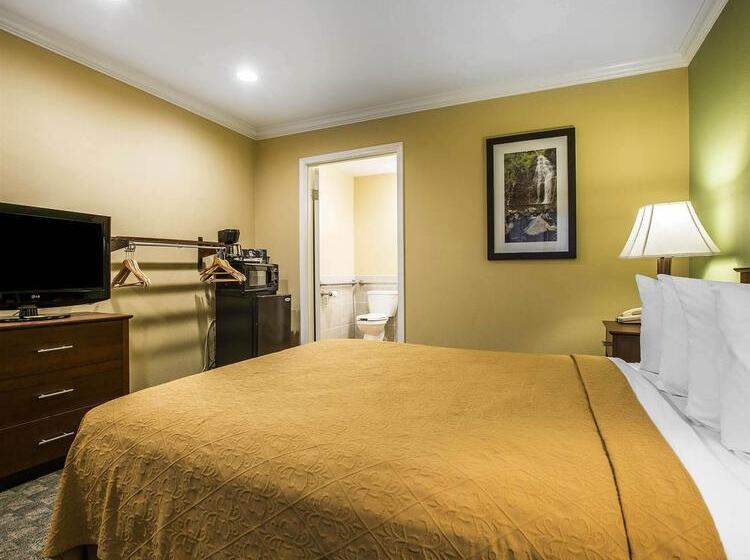酒店 Quality Inn Santa Barbara