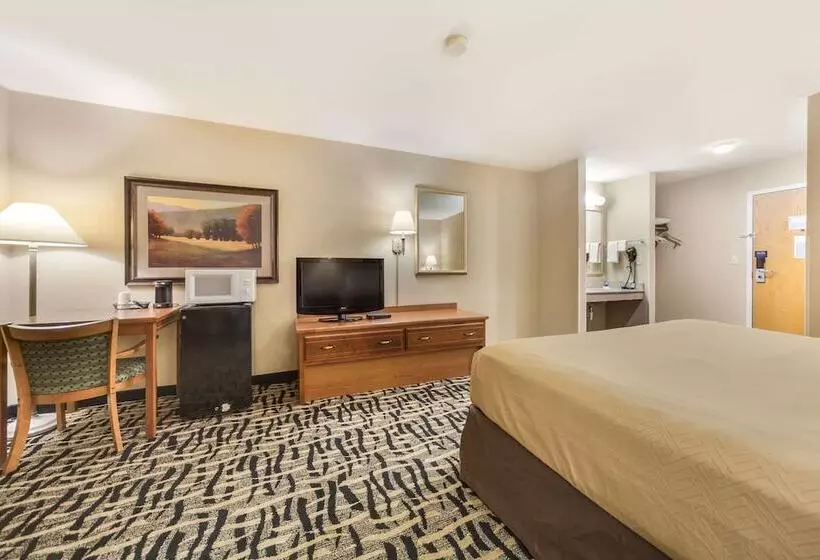 فندق Rodeway Inn