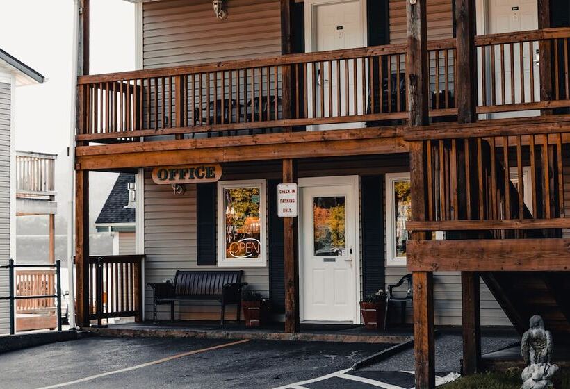 هتل The Ketch Inn