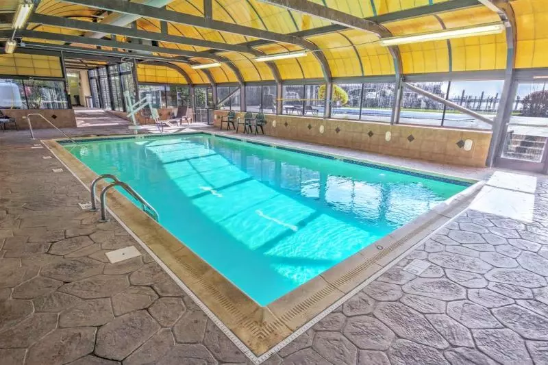 Отель Club Wyndham Newport Onshore