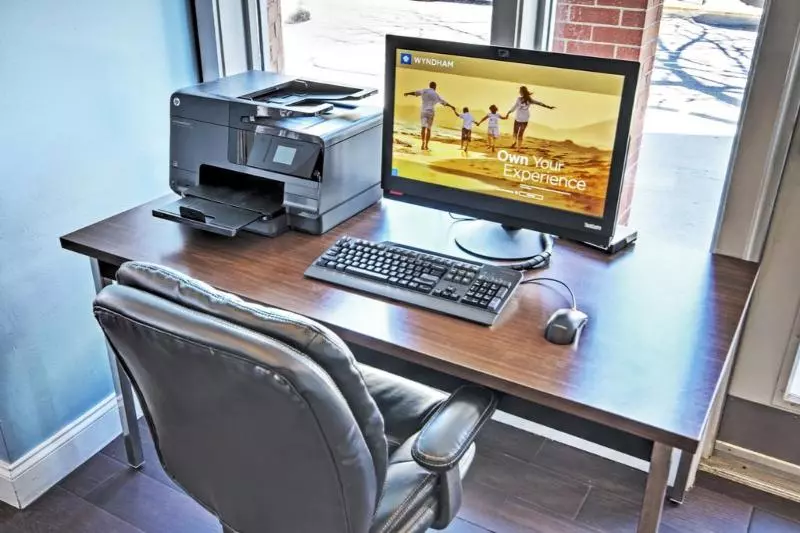 Отель Club Wyndham Newport Onshore