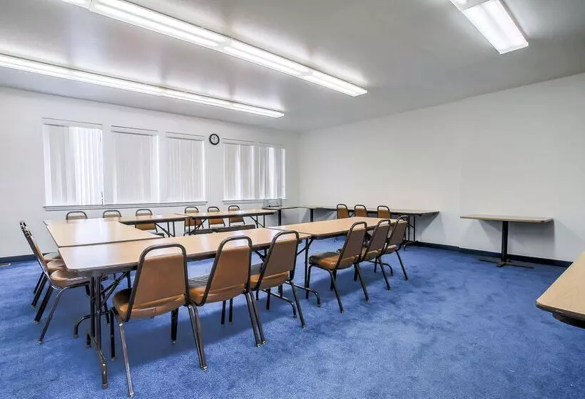 Motel 6 Coos Bay, Or