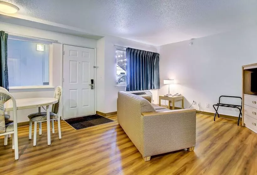 Motel 6 Coos Bay, Or