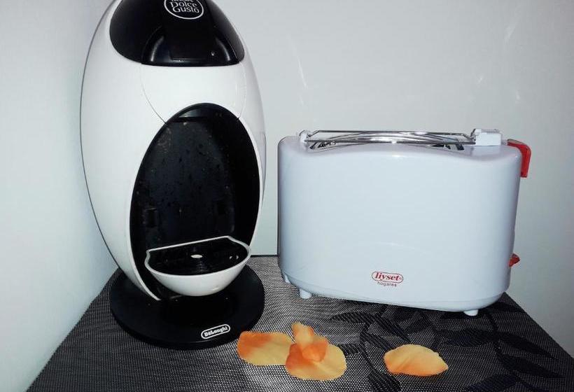 تختخواب و صبحانه House Golf Ibiza