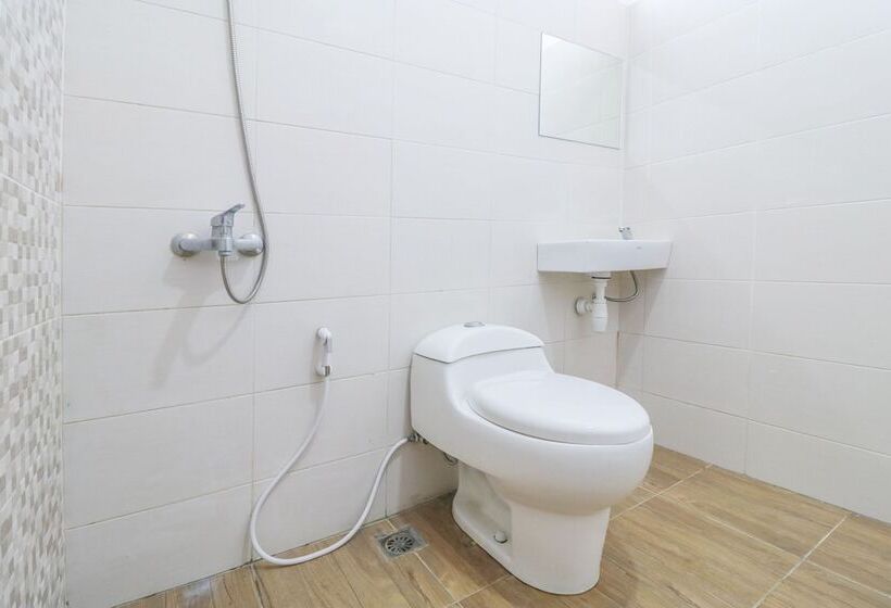 Pulau Bali Hotel By Oyo Rooms