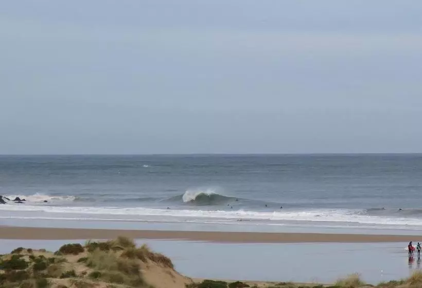 ユースホステル Watsay Surf House