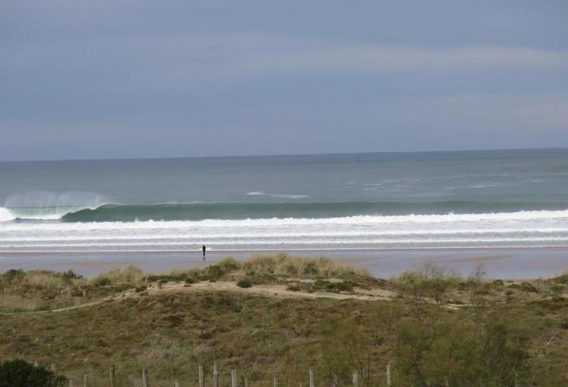 הוסטל Watsay Surf House