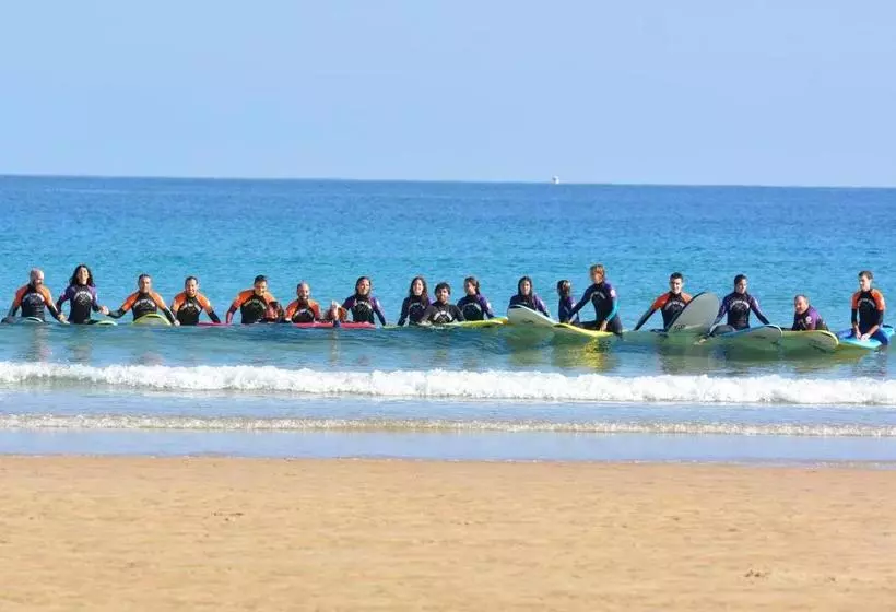 ユースホステル Watsay Surf House