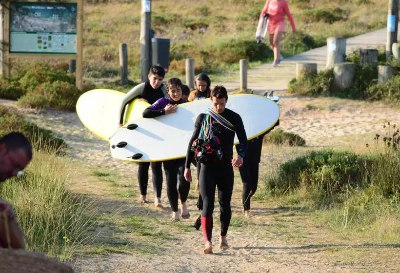 ユースホステル Watsay Surf House