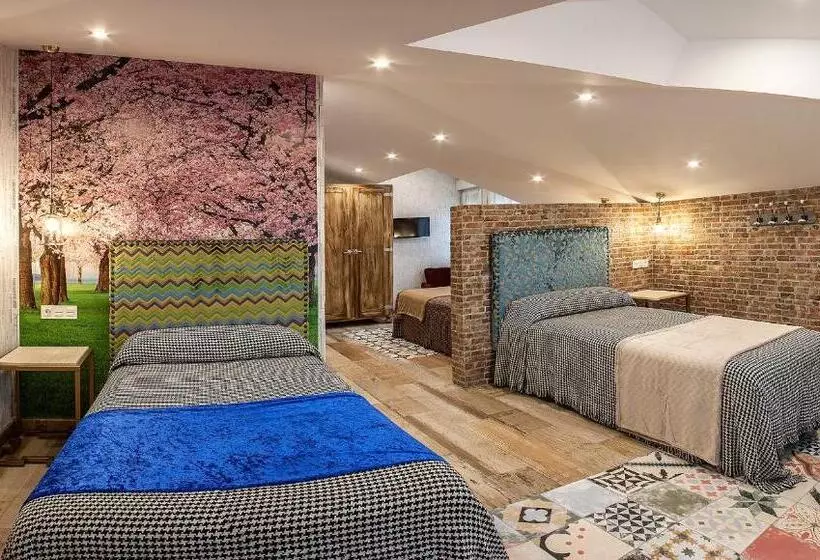 Hostal El Aparcamiento