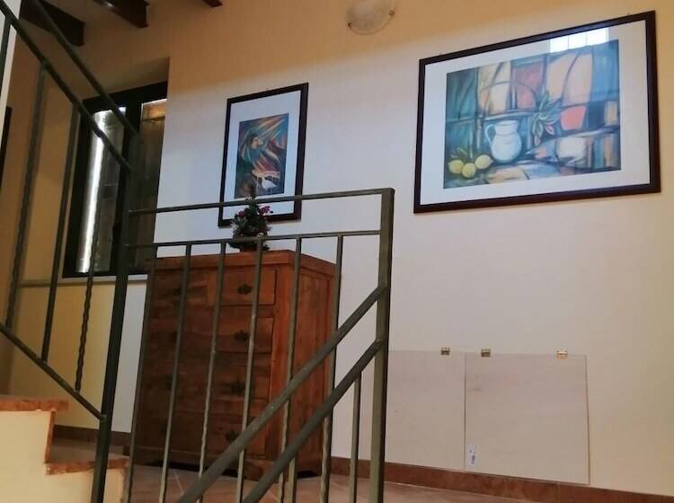 بنسيون Baglio Delle Rondini