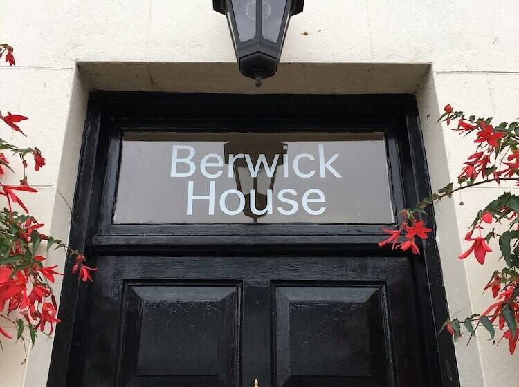 פנסיון Berwick House