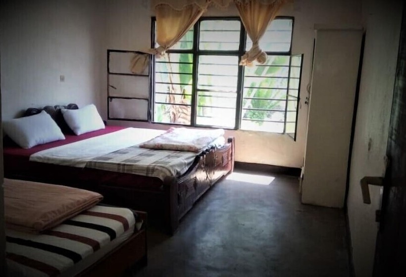 پانسیون Donate Guest House