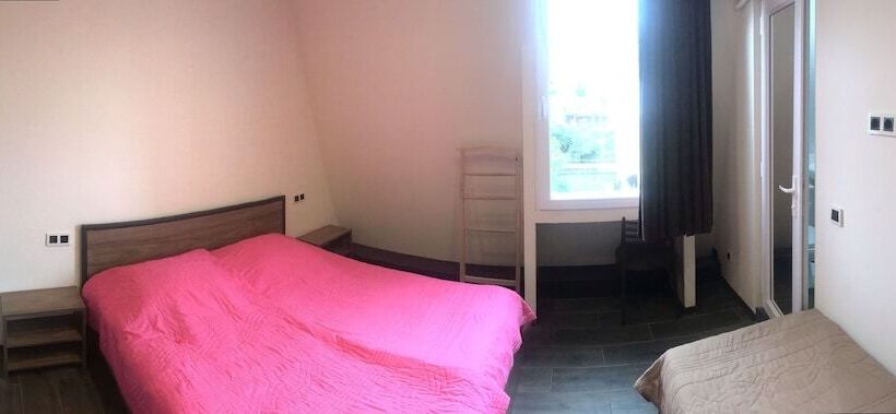 پانسیون Topical House