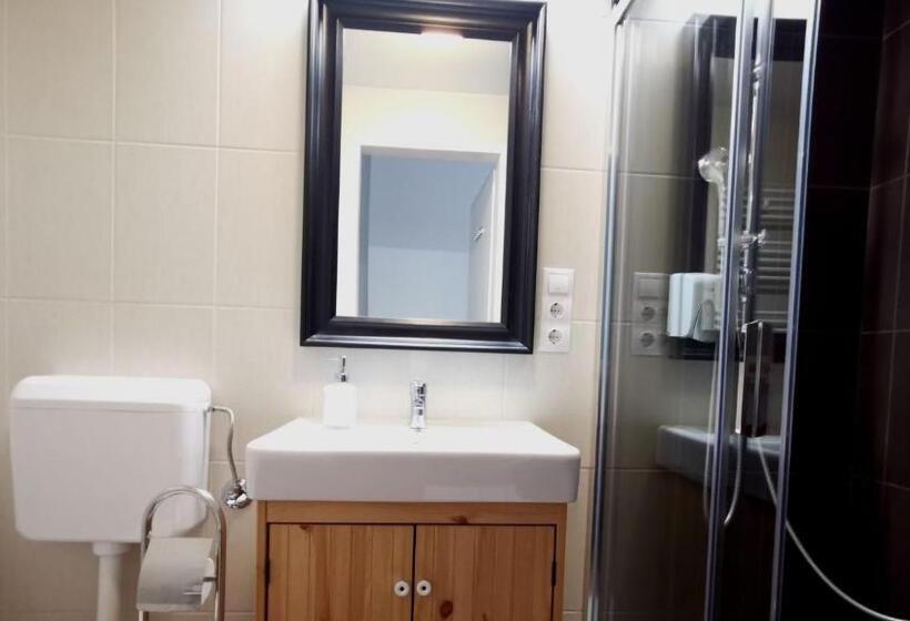 بنسيون Villa Florencia