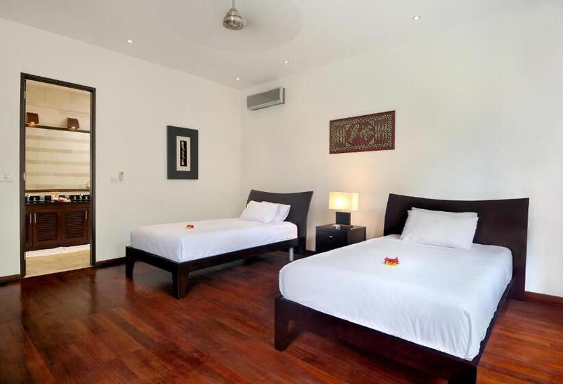 Villa Leana   Private Infinity Pool Inc Pool Fence As Required And Cook