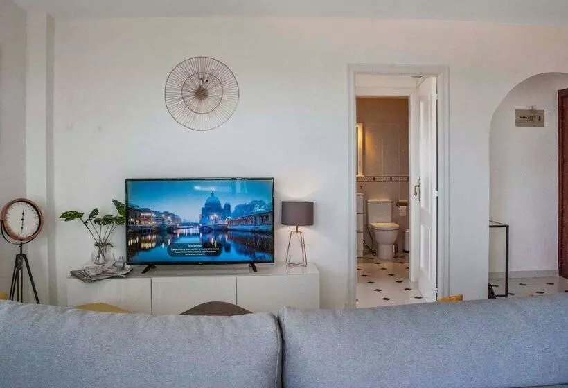 107335   Apartment In Mijas