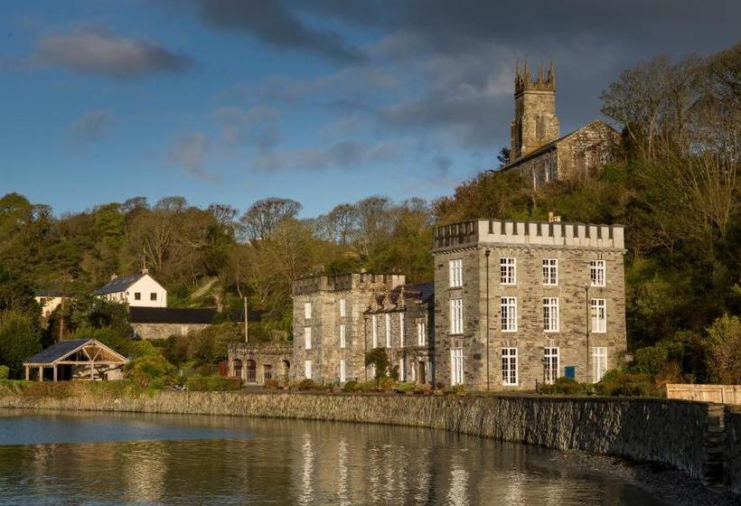 مبيت وإفطار The Castle