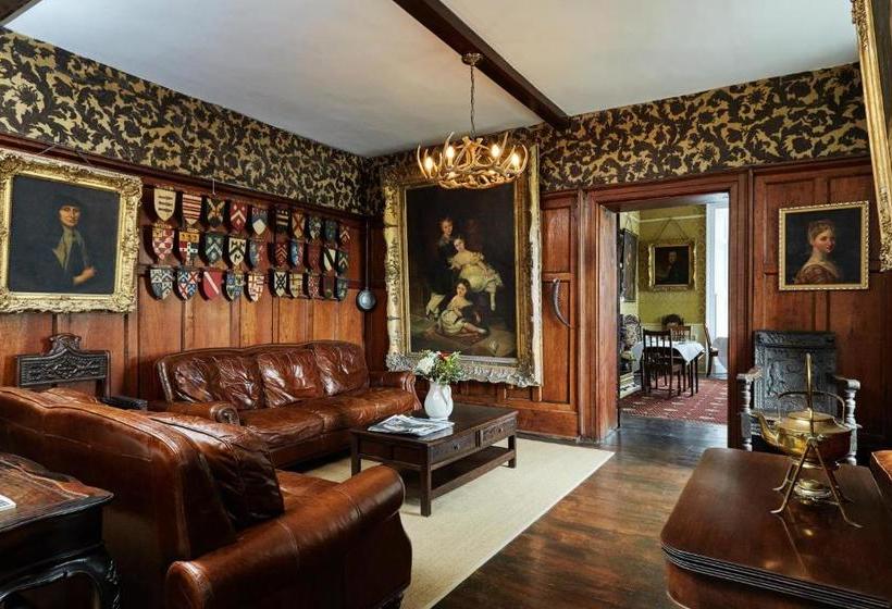 مبيت وإفطار The Castle