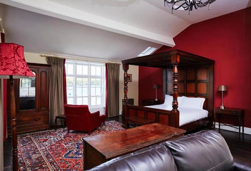 مبيت وإفطار The Castle