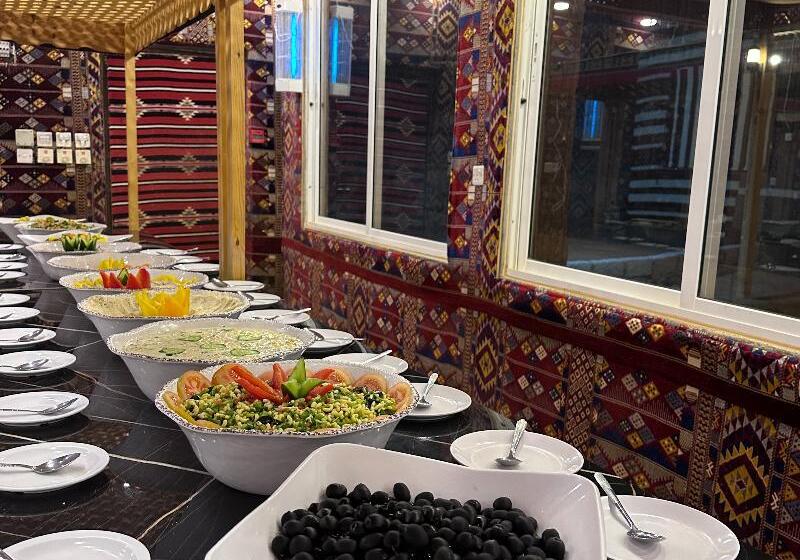 هتل کپسول Hasan Zawaideh Camp