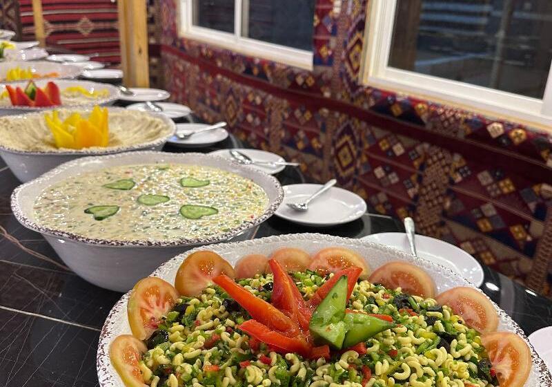 هتل کپسول Hasan Zawaideh Camp