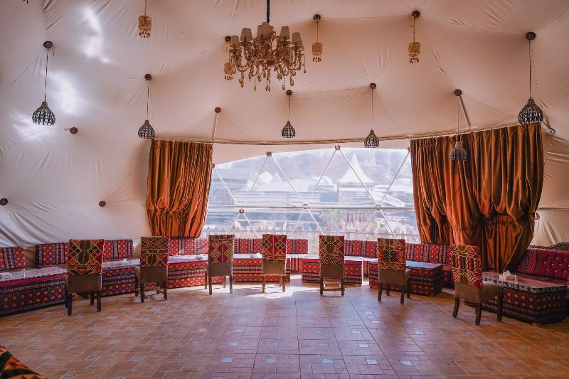 هتل کپسول Hasan Zawaideh Camp