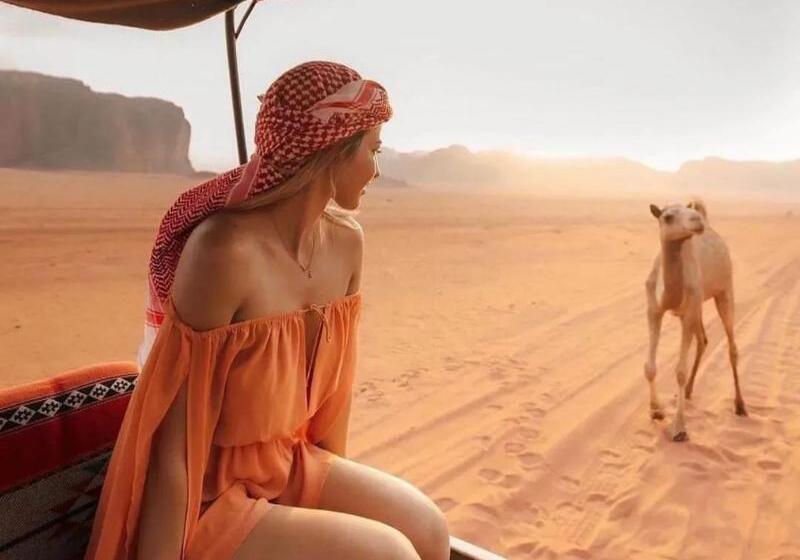 هتل کپسول Hasan Zawaideh Camp