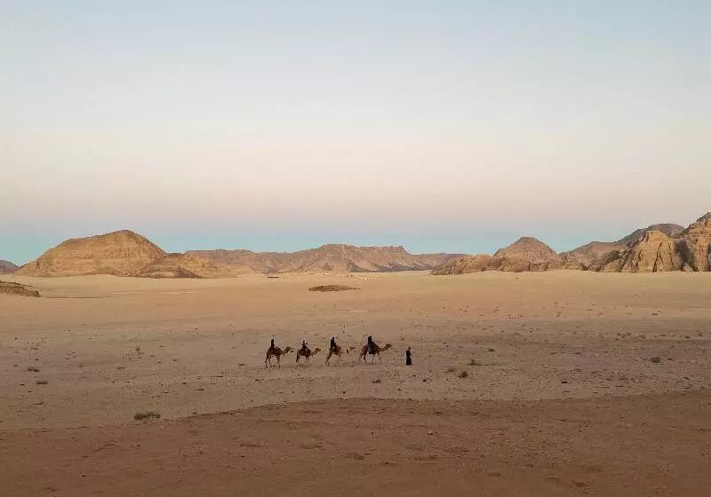 هتل کپسول Hasan Zawaideh Camp