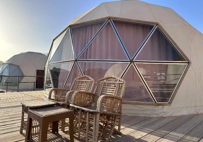 هتل کپسول Hasan Zawaideh Camp