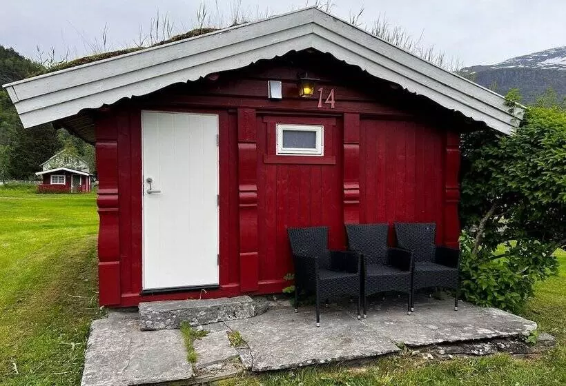 ホテル Dalsøren Camping Og Hytter