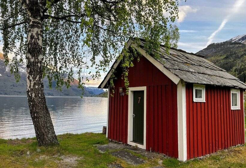 호텔 Dalsøren Camping Og Hytter