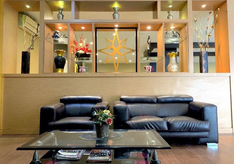 Отель Parma Indah