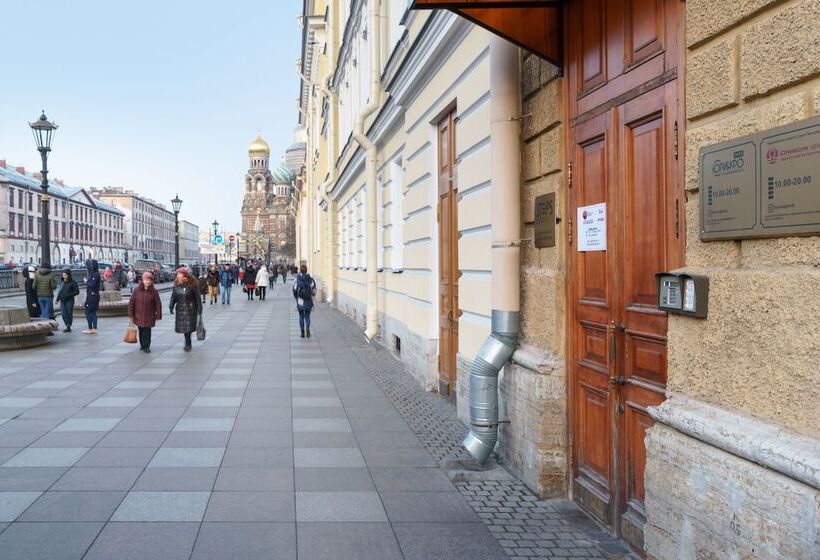 בית מלון כפרי Steps